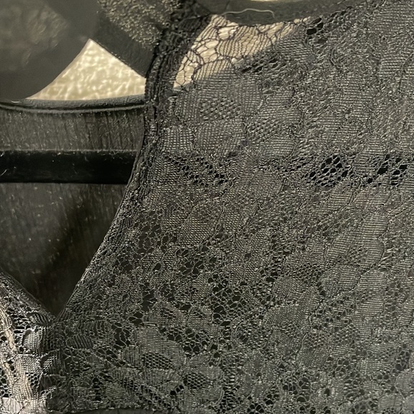 Zara NEW with Tags Black pleated Lace top - Picture 9 of 9